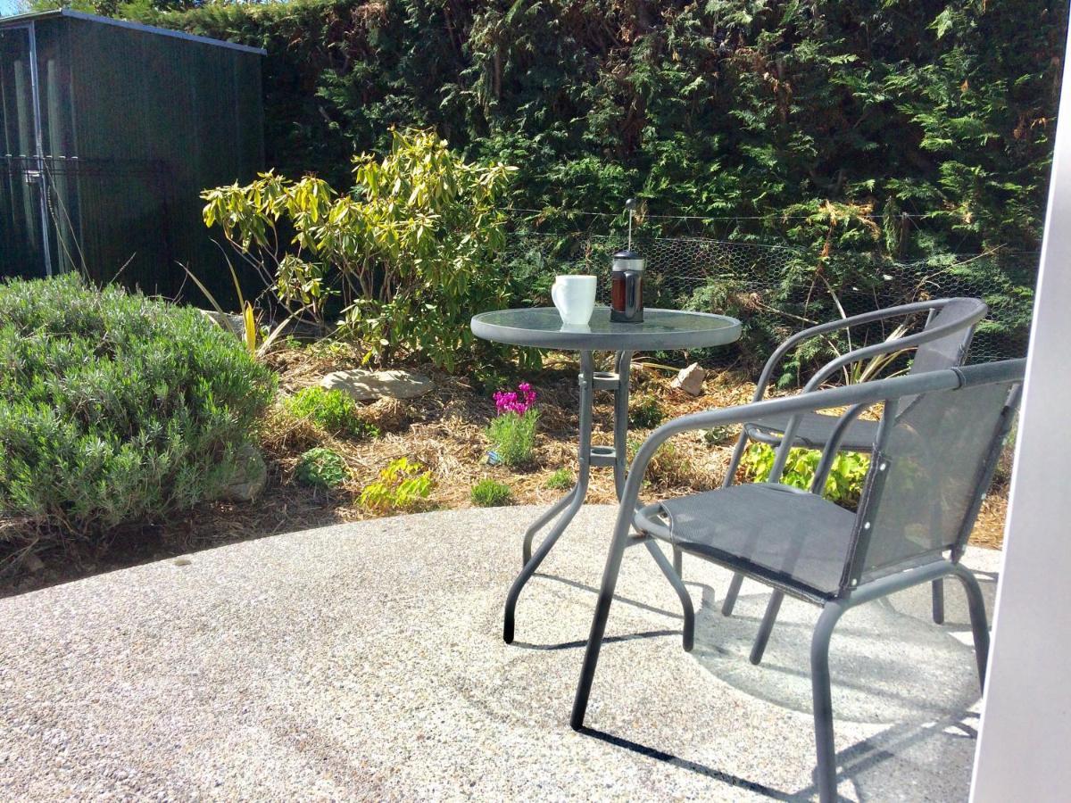 Art Glass Studio Wanaka Exterior photo